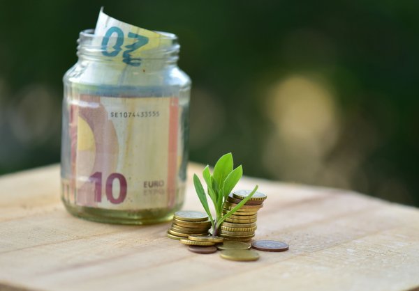 What are the practical approaches to reducing household energy bills in UK's colder regions?